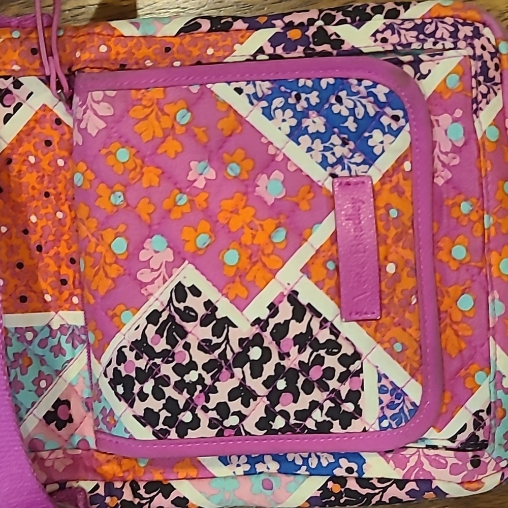 Vera Bradley Quilted Floral Peasant Prairie Hipster Crossbody Bag - Picture 2 of 5